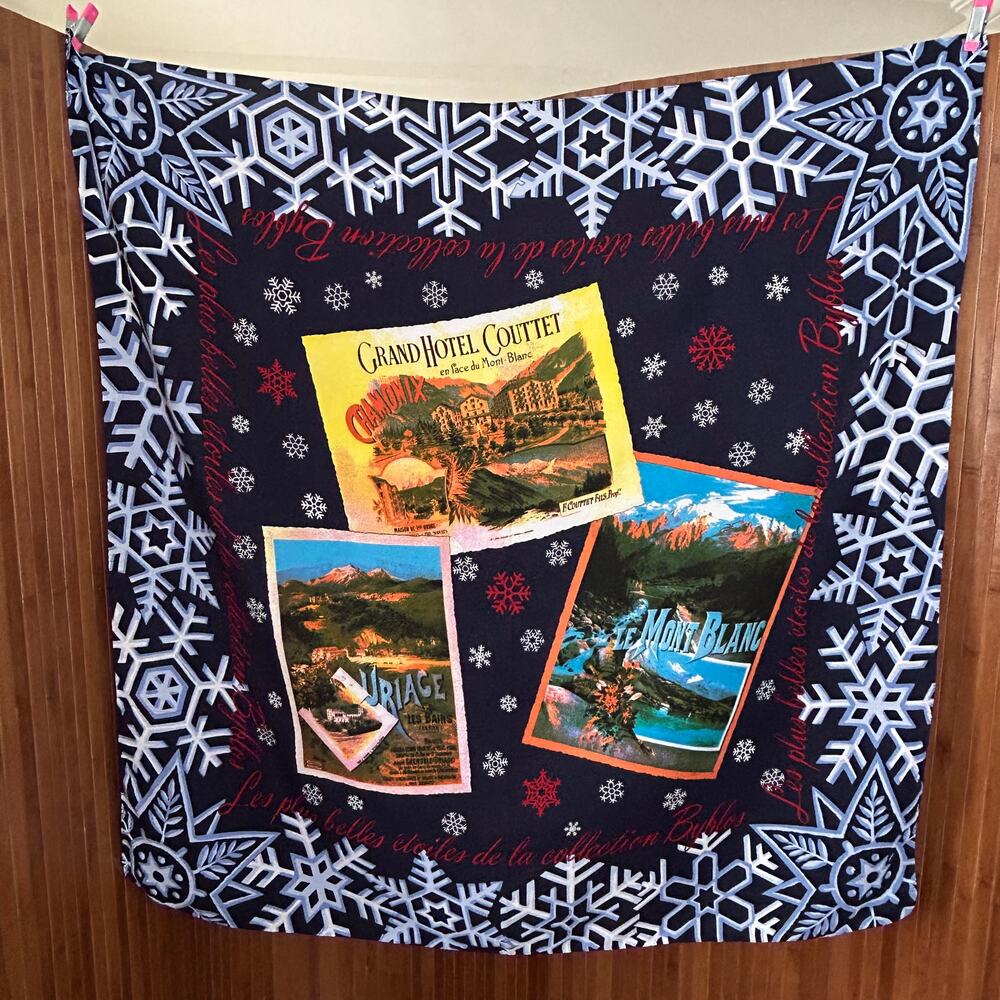 Vintage 90s Byblos Italian Silk Scarf 34x34 Chamonix Ski Resort Snowflakes Mint